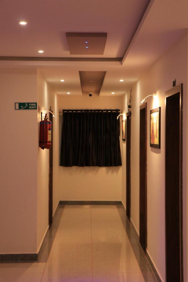 Hotel Viraj Residency Bhuj Luaran gambar