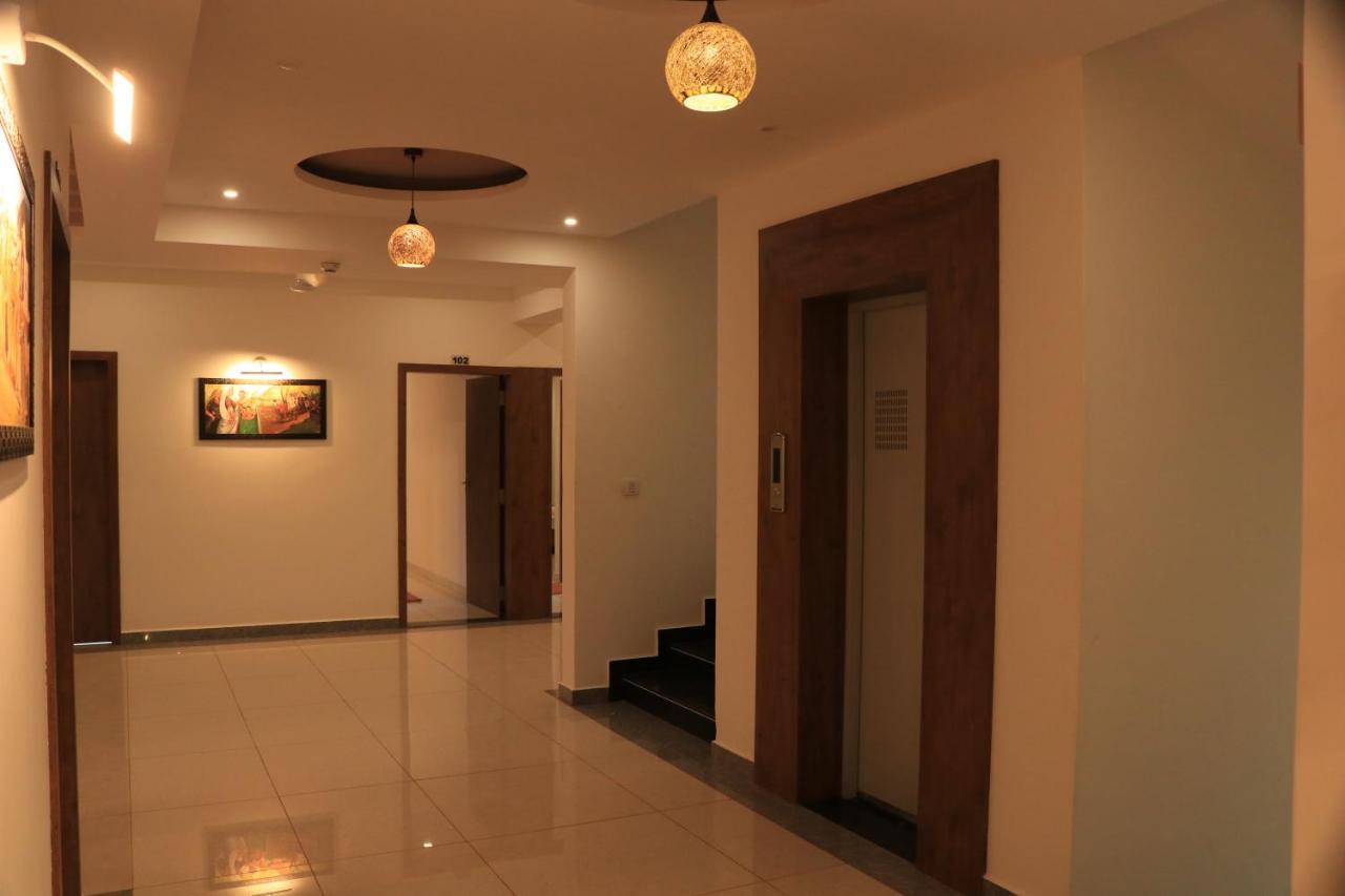 Hotel Viraj Residency Bhuj Luaran gambar